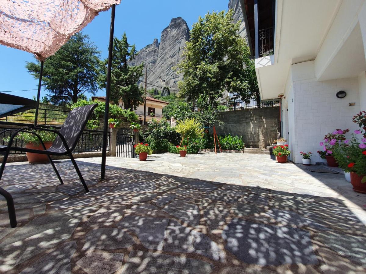 Homel Rocks -Elegant Apt 2Bd -Amazing Garden View Kalampáka Ngoại thất bức ảnh
